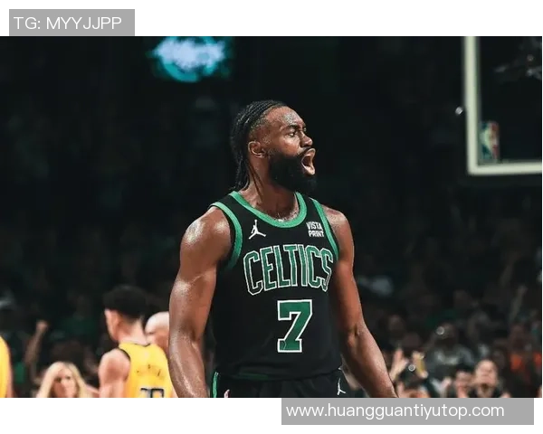 末节狂砍14分杰伦布朗展现关键球员风范马祖拉称赞其攻防全力以赴